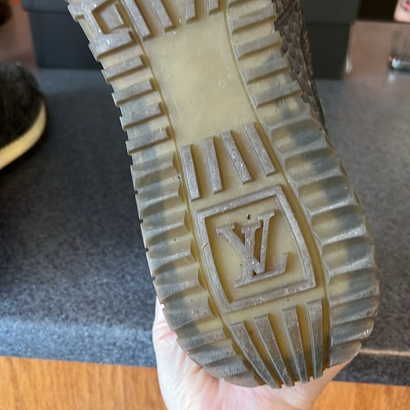 Louis Vuitton snake skin runaway shoe - Picture 10 of 10